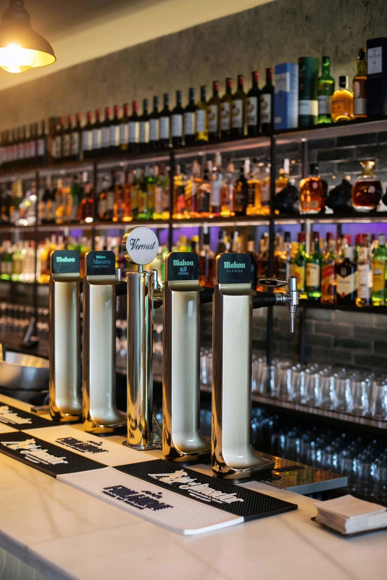 Claxon Majadahonda — barra bar